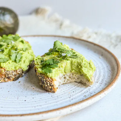 Tostada de Aguacate